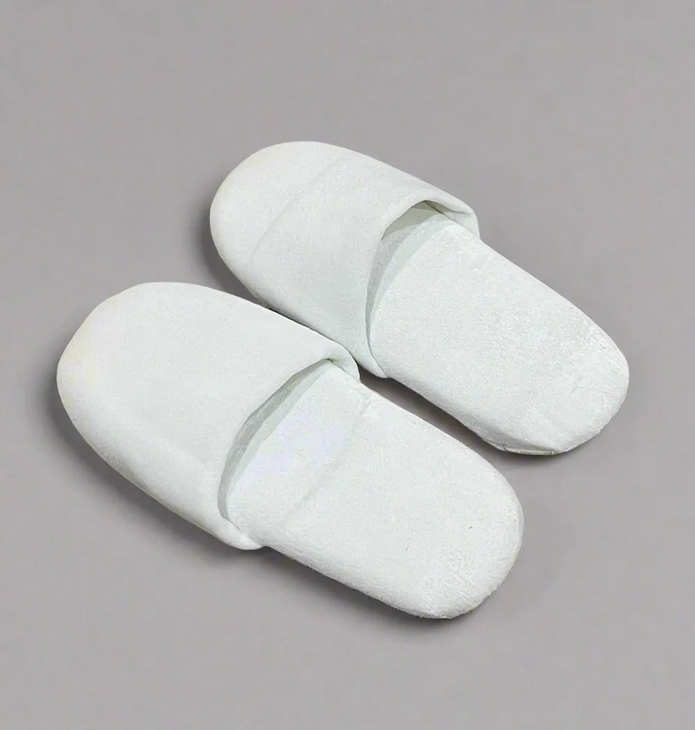 20 Pairs Disposable White Hotel Slippers for Guests; Closed Toe Slippers for Women and Men (US 10)