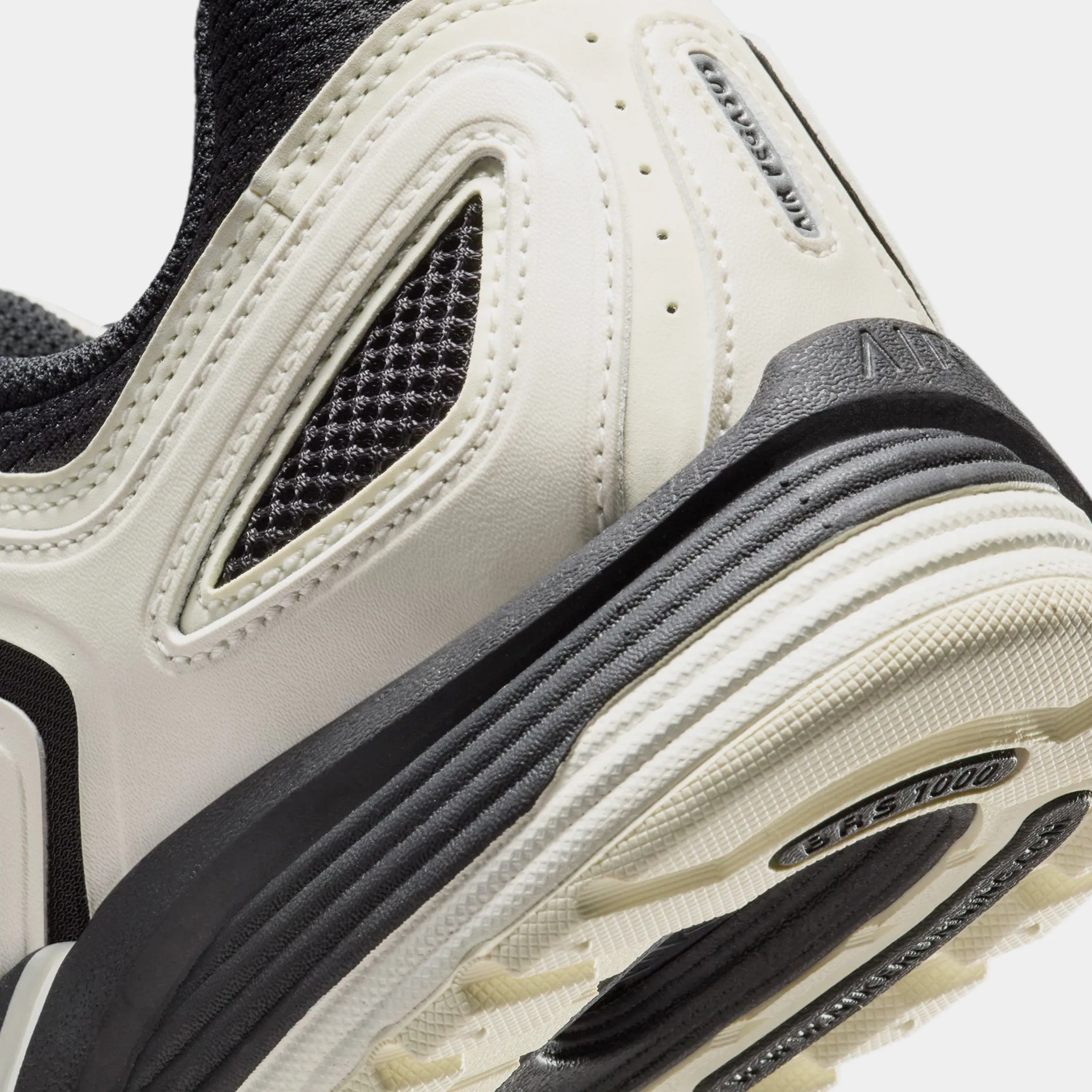 Air Pegasus 2005 Mens Running Shoes (Pale Ivory/Metallic Silver/Coconut Milk/Black)