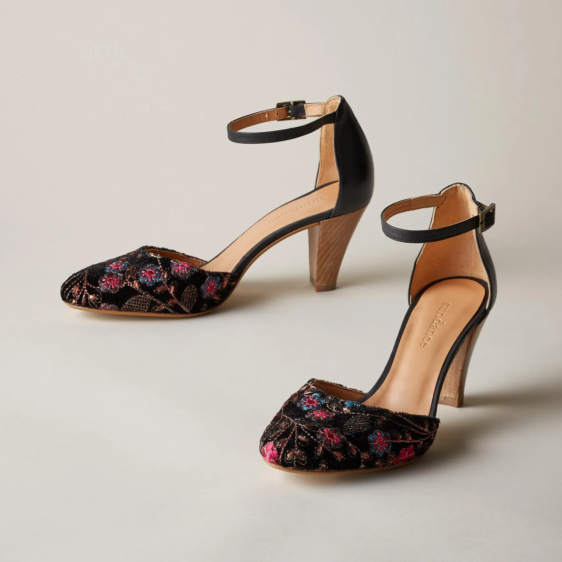 Lilia Heels