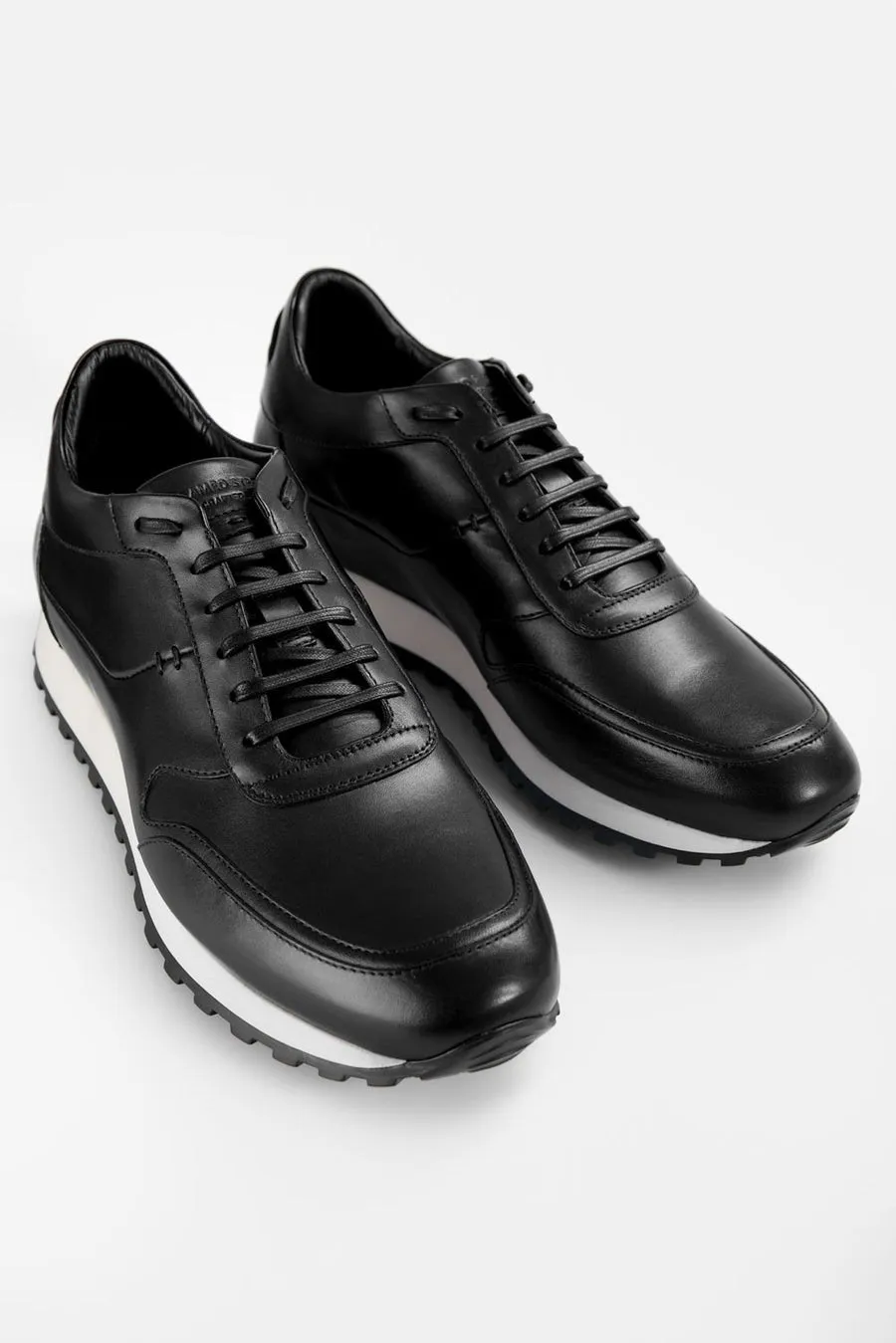 SOHO tuxedo-black runners